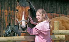 M&auml;dchen mit Pferd